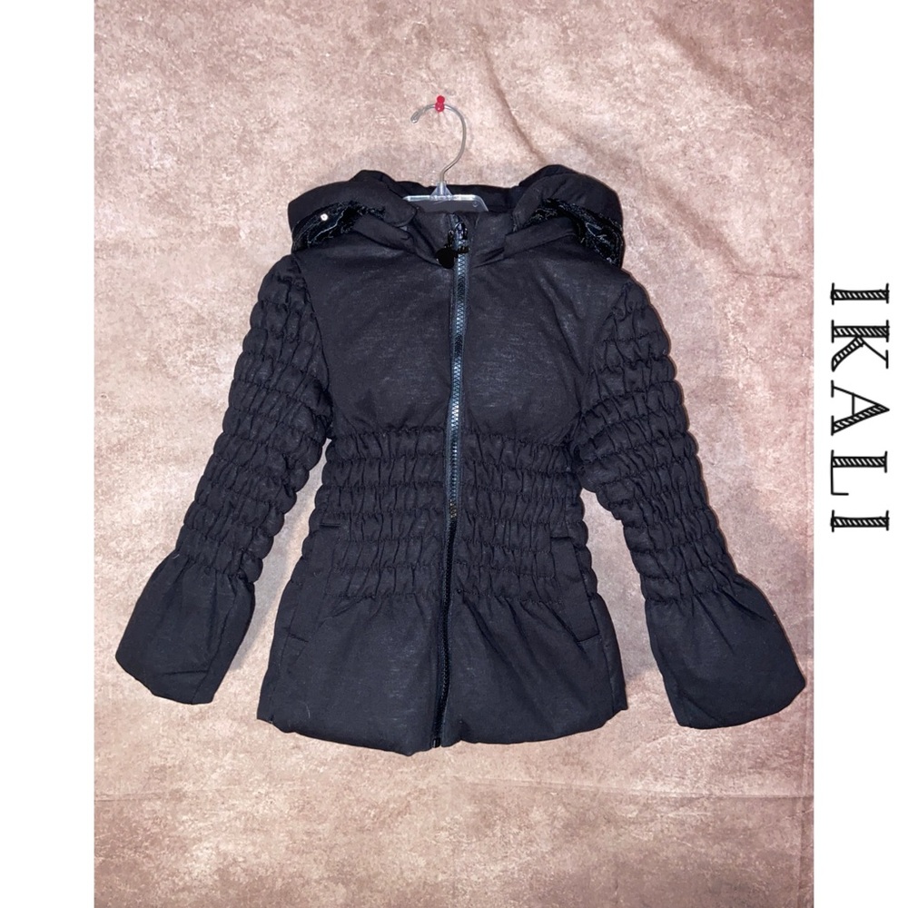 Ikali White Duck Down Fit/Flare Puffy Black Jacket w/sequined hood-Size 2-4Y EUC